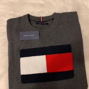 Tommy Hilfiger men's sweater size XL